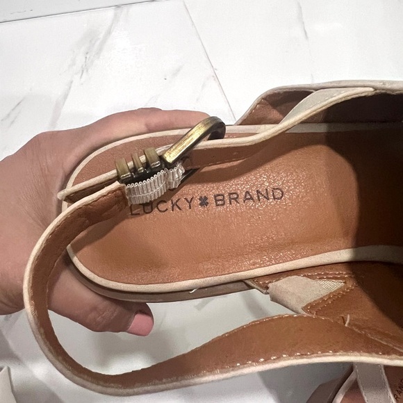 Lucky Brand Tesyna Women's Tan Sandals 11 - Picture 3 of 10